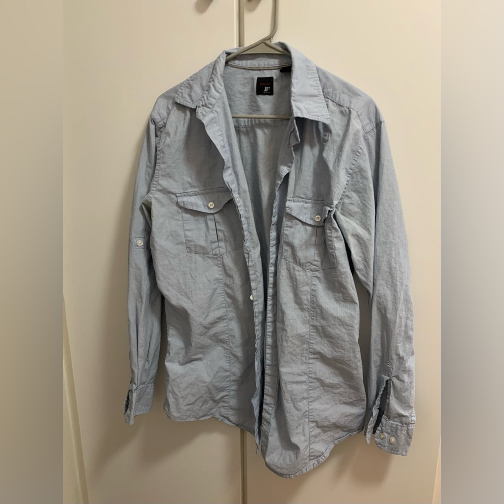Lightweight button up